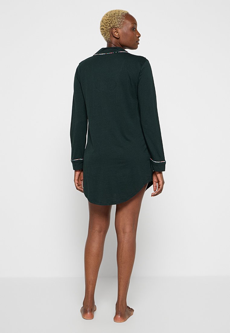 Lauren Ralph Lauren