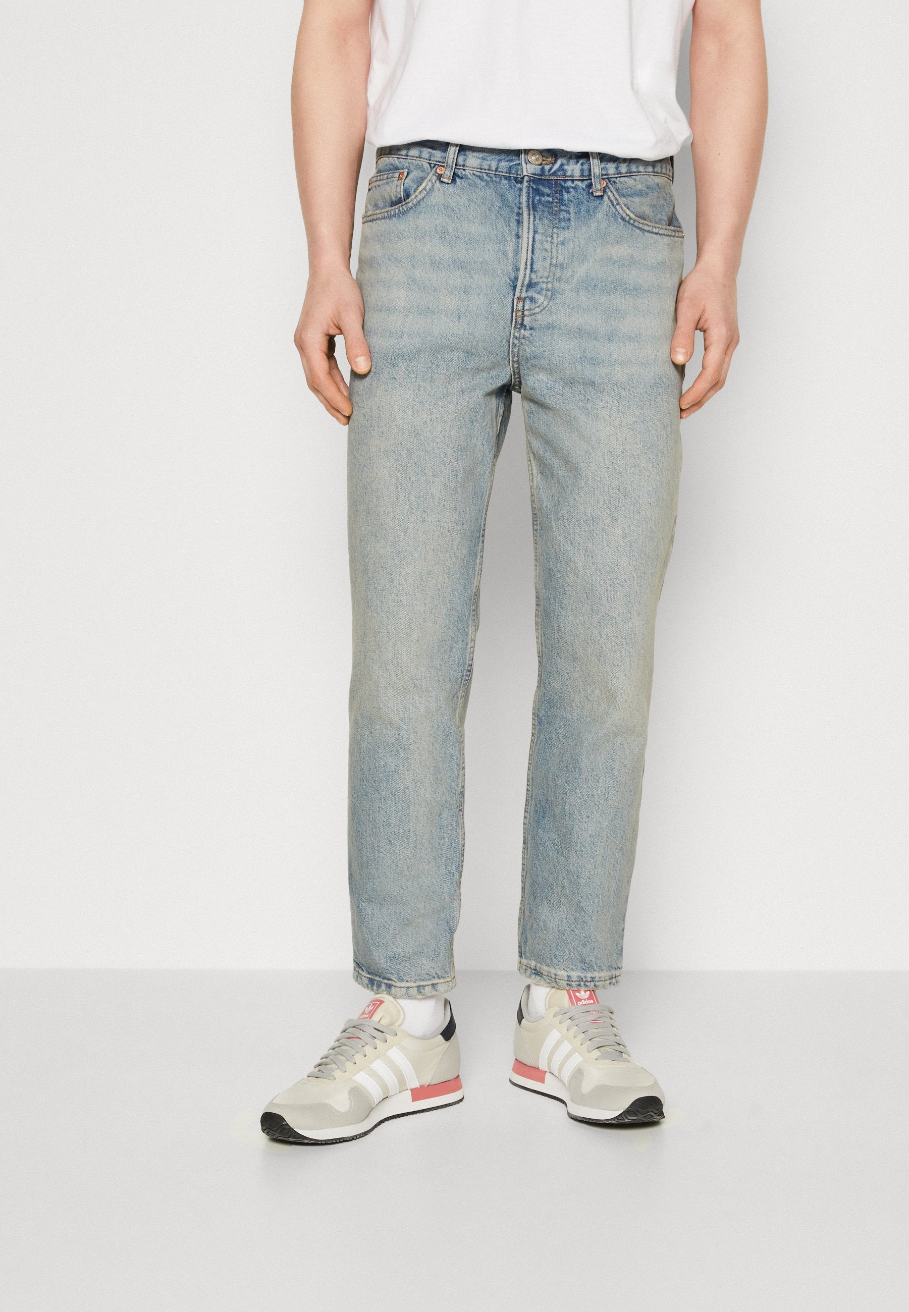 BDG Urban Outfitters DAD