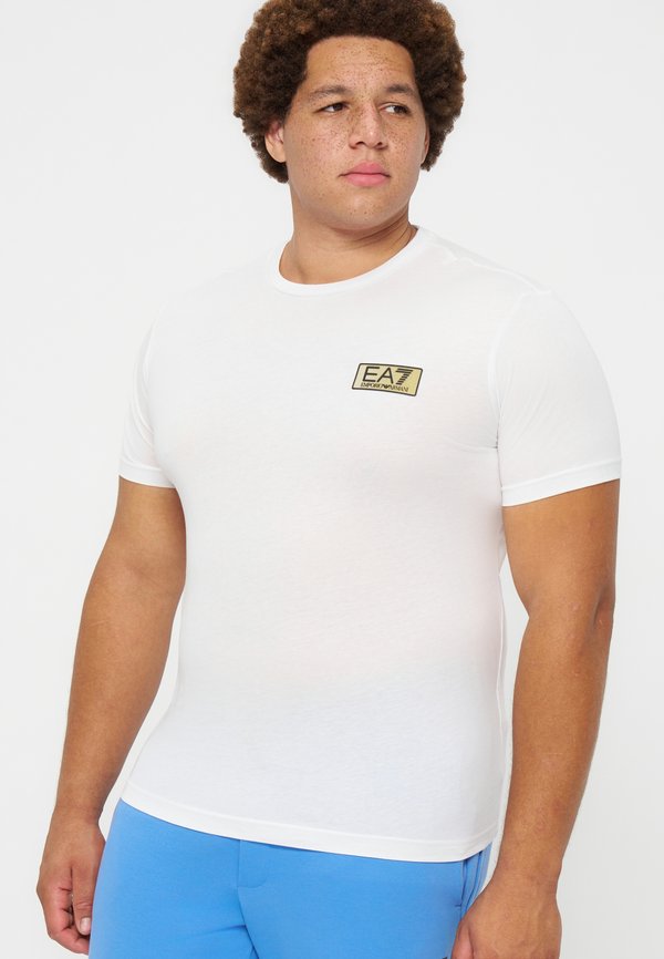 EA7 Emporio Armani