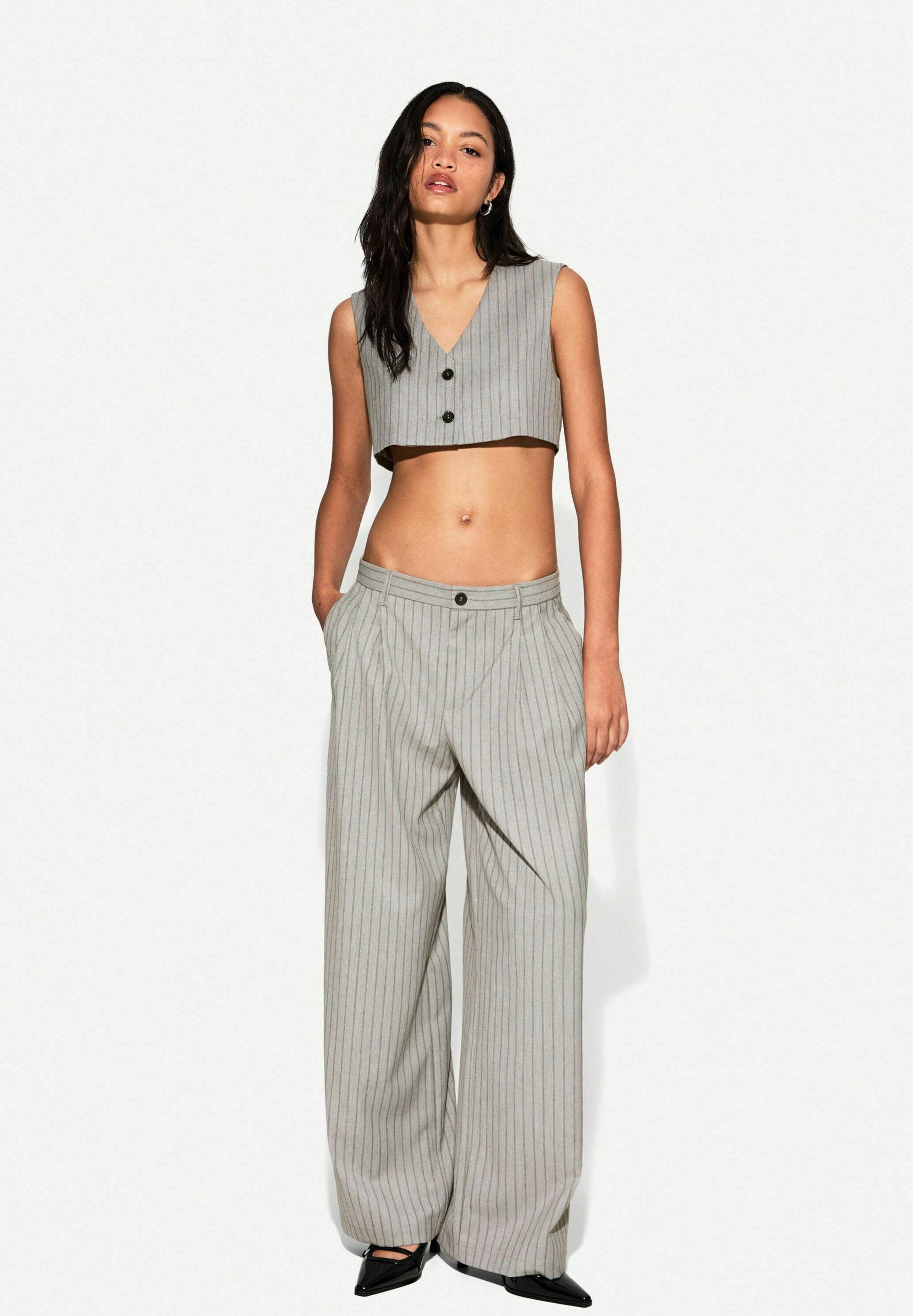 Bershka CROPPED
