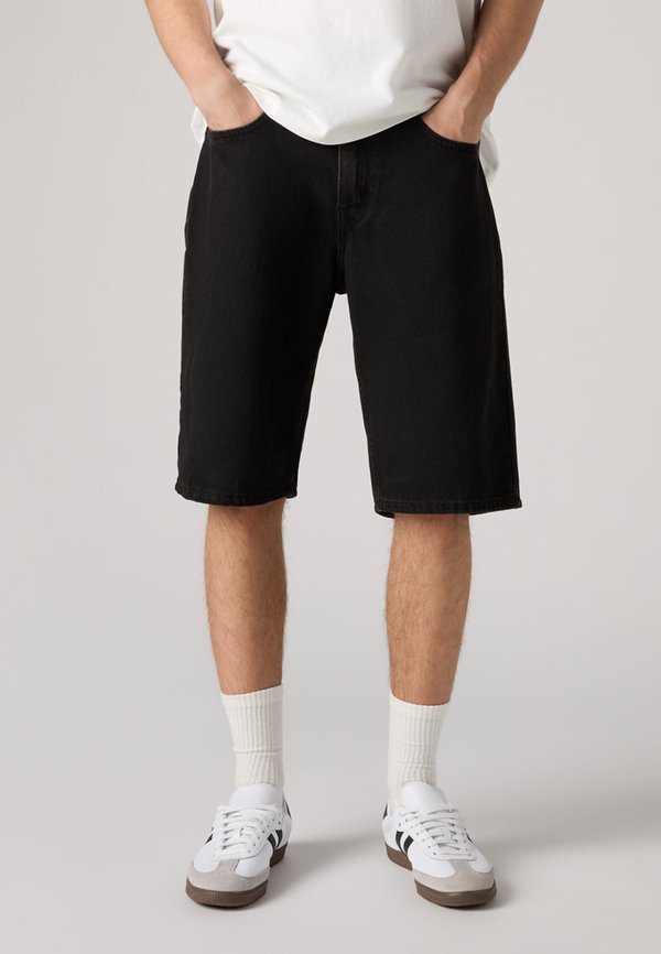Levi's® 469® LOOSE SHORTS - Denim shorts - black
