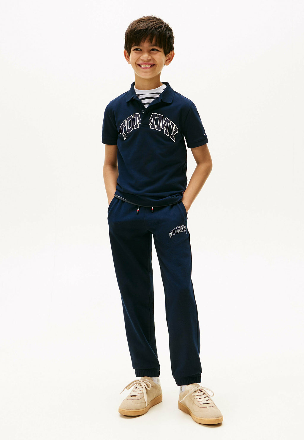 VARSITY LOGO PRINT  Media 2