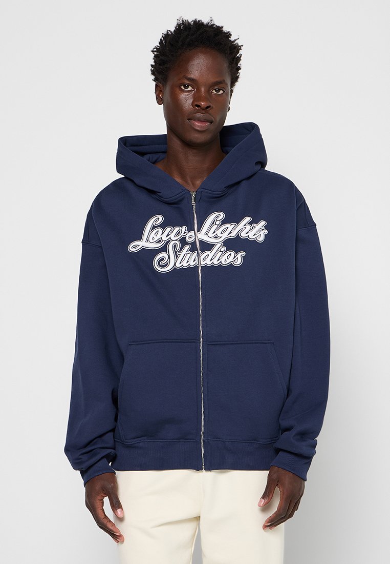 LOW LIGHTS STUDIOS®