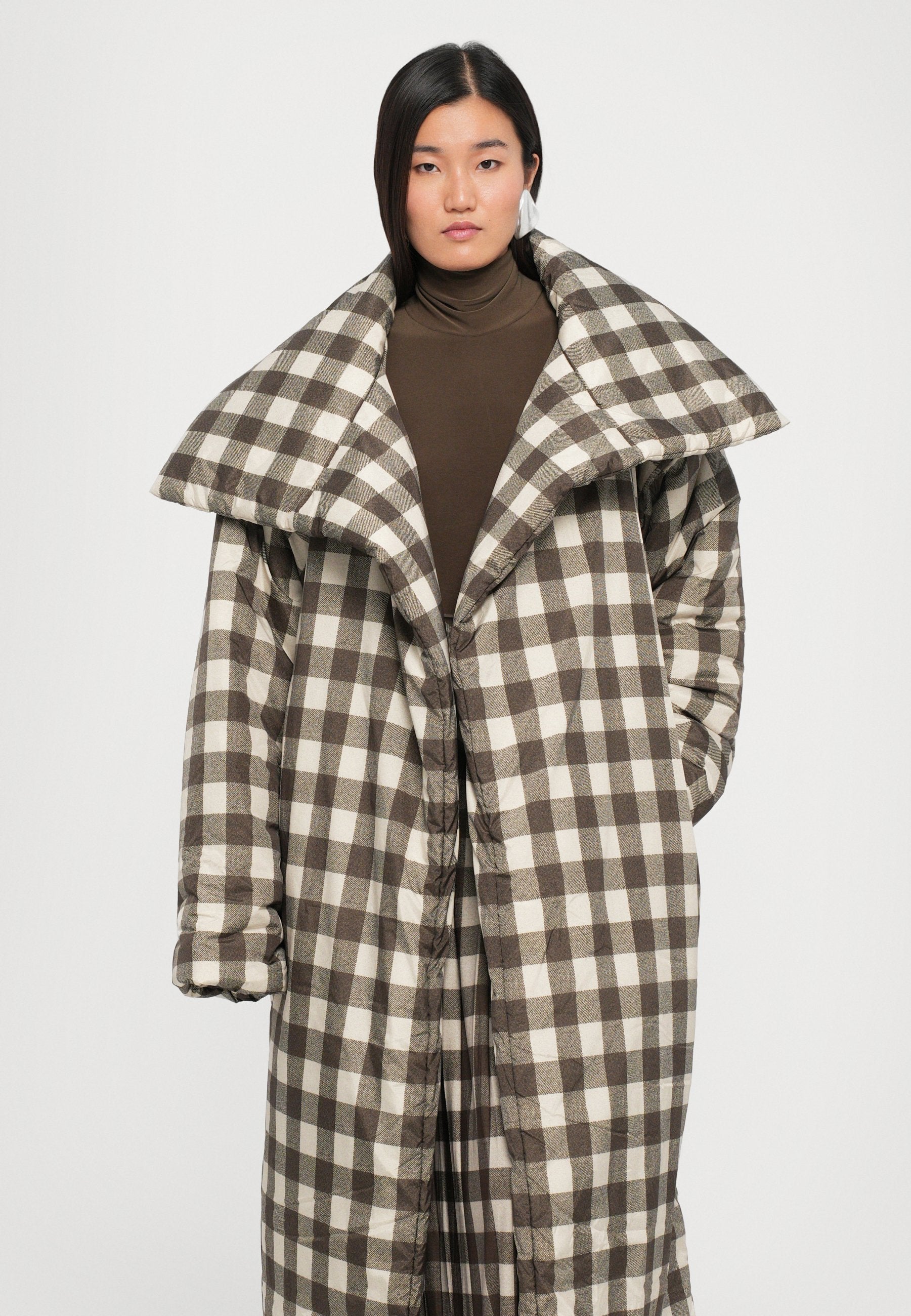 Norma Kamali HIGH COLLAR SLEEPING BAG