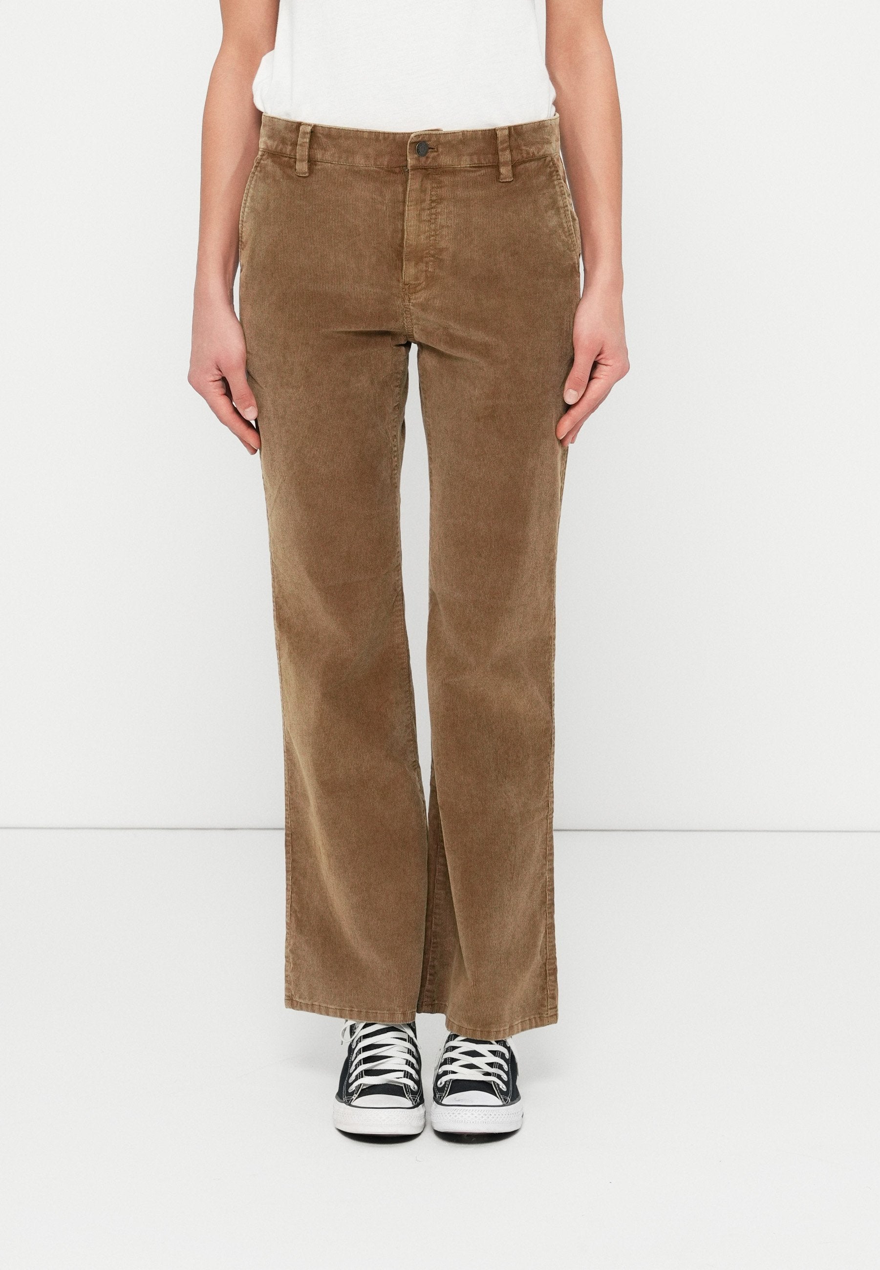 GAP SLOUCHY