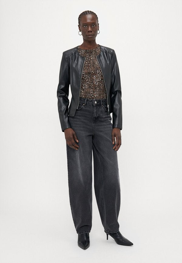 Vero Moda Tall VMBILLIE BARREL