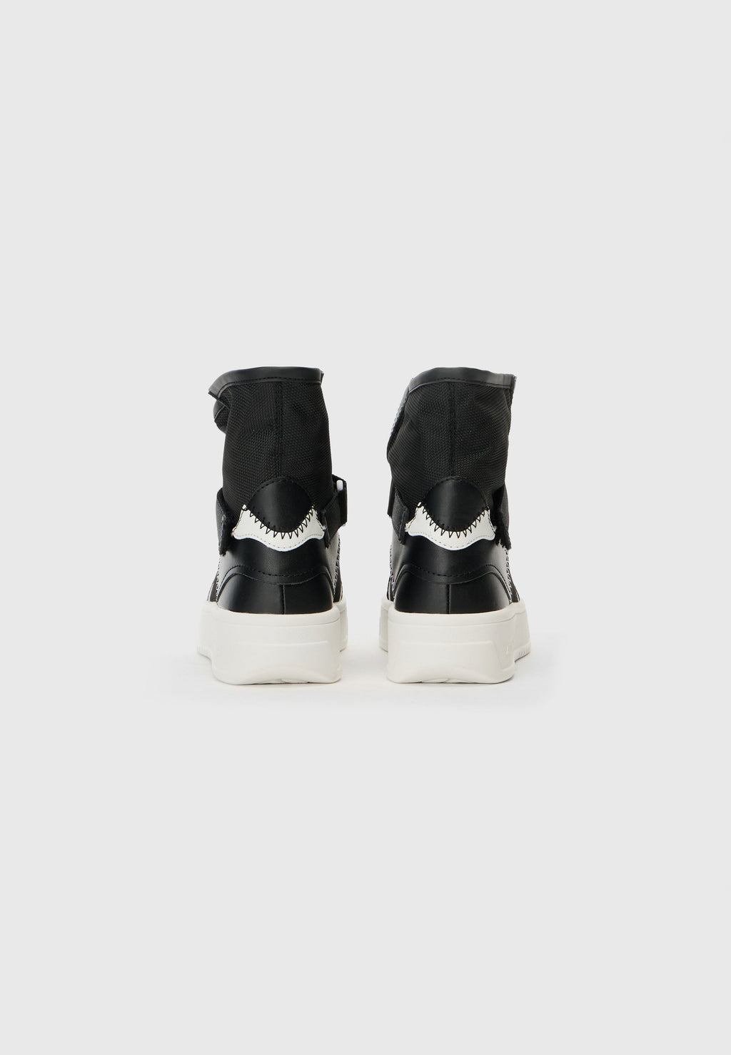 Armani Exchange Sneaker high Media 3