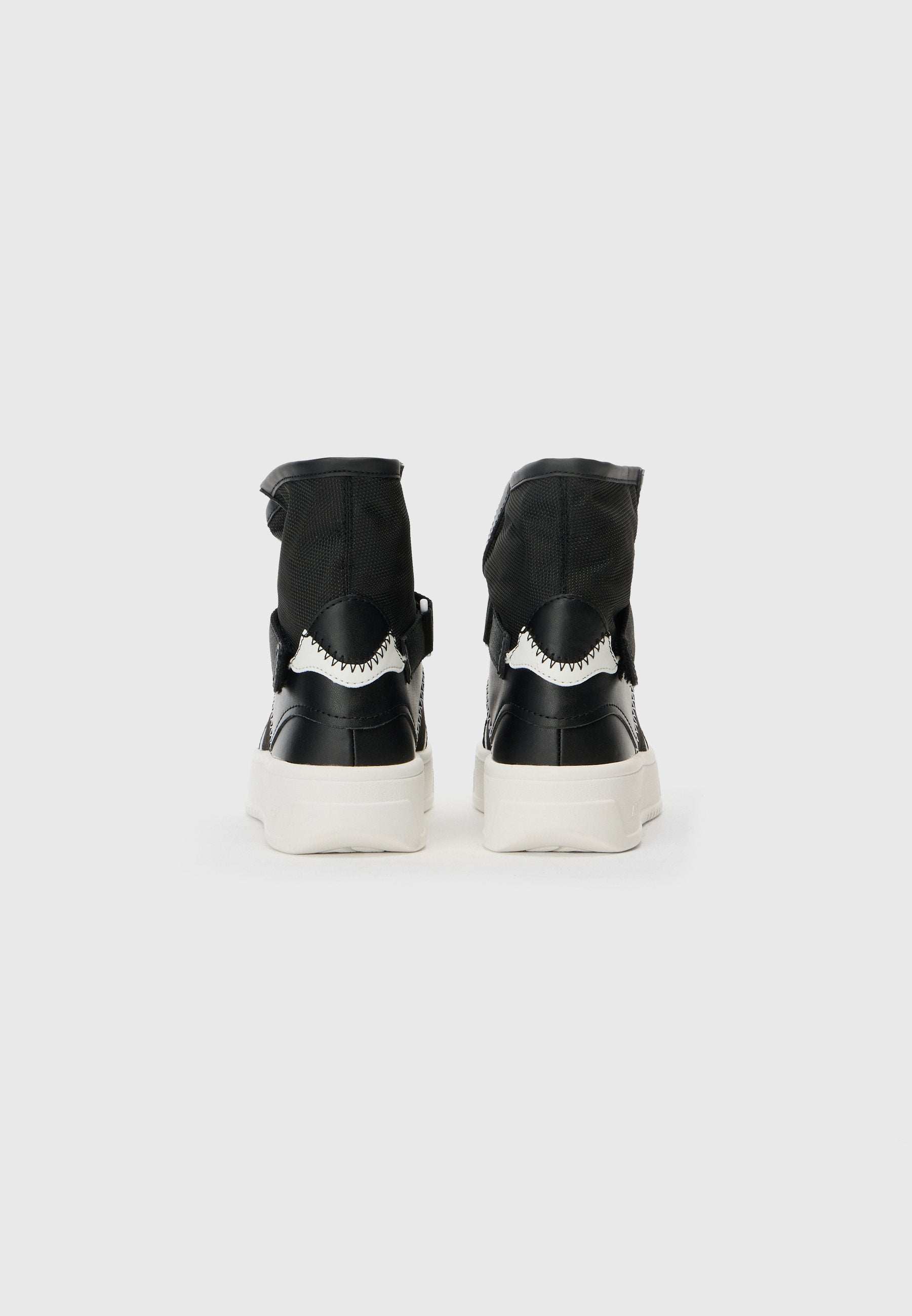Armani Exchange Sneaker high Media 3