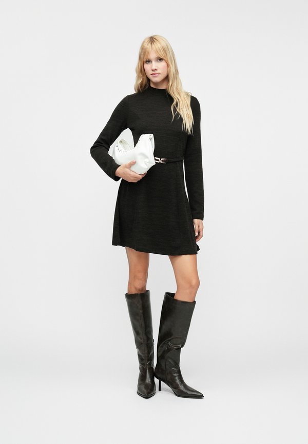 Vero Moda VMMARRI MOCKNECK SHORT DRESS
