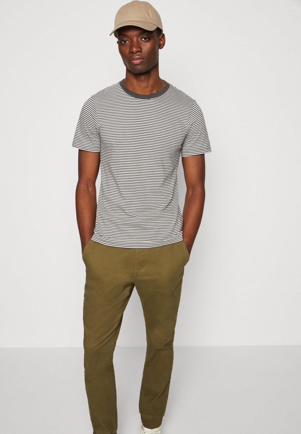 Joggers ONSLINUS Tapered Fit Media 5