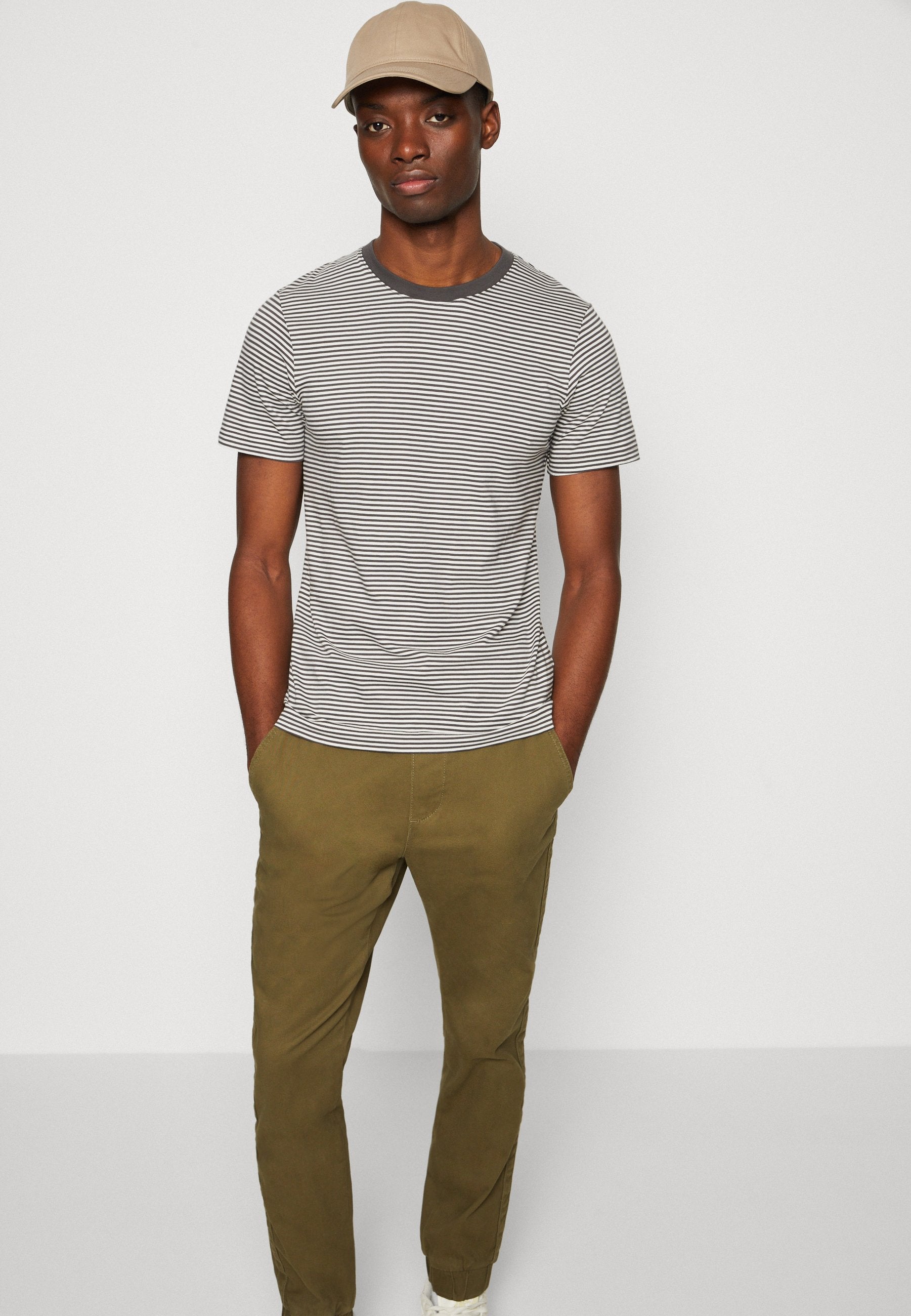 Joggers ONSLINUS Tapered Fit Media 5