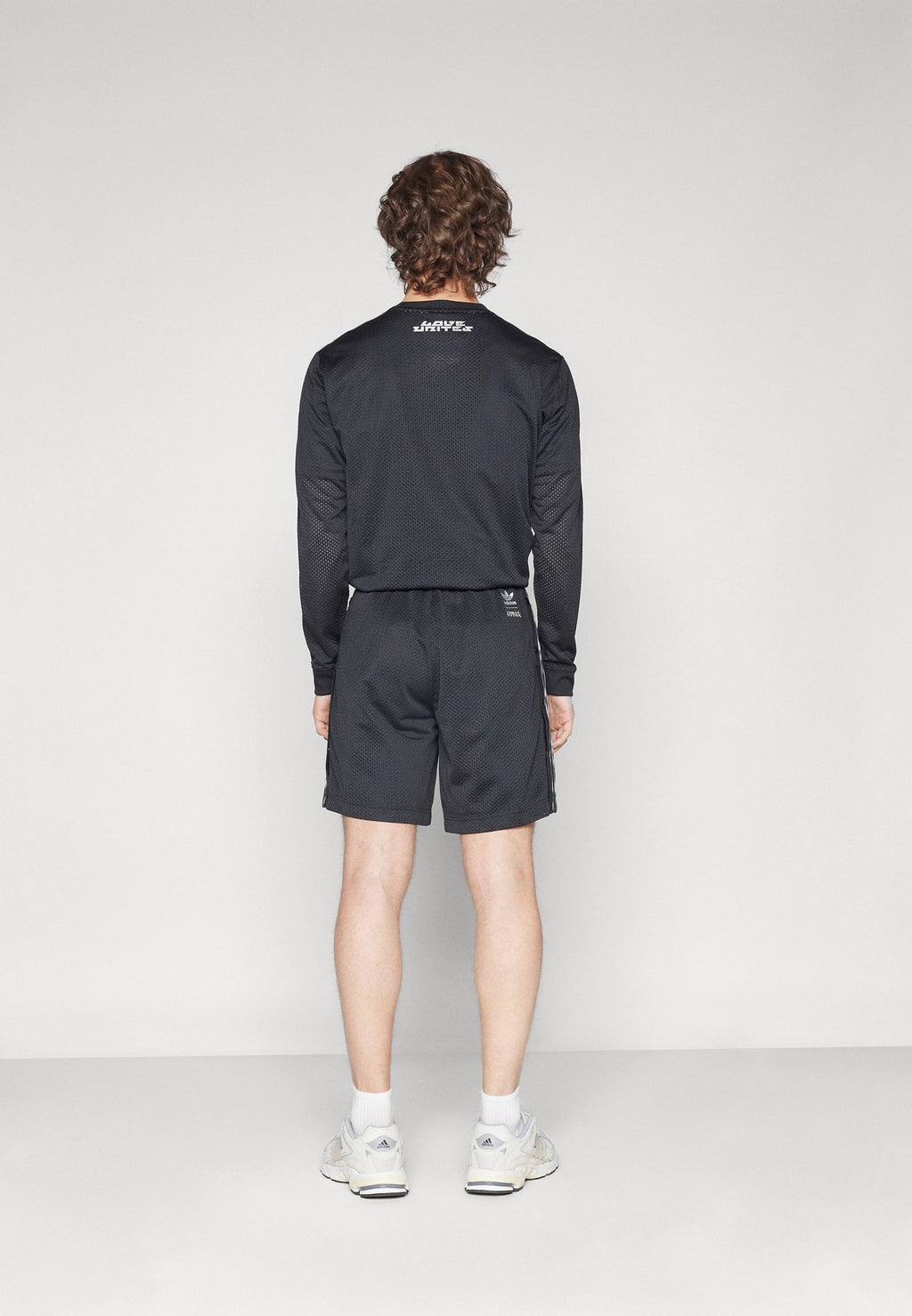 adidas Originals PRIDE ADIBREAK
