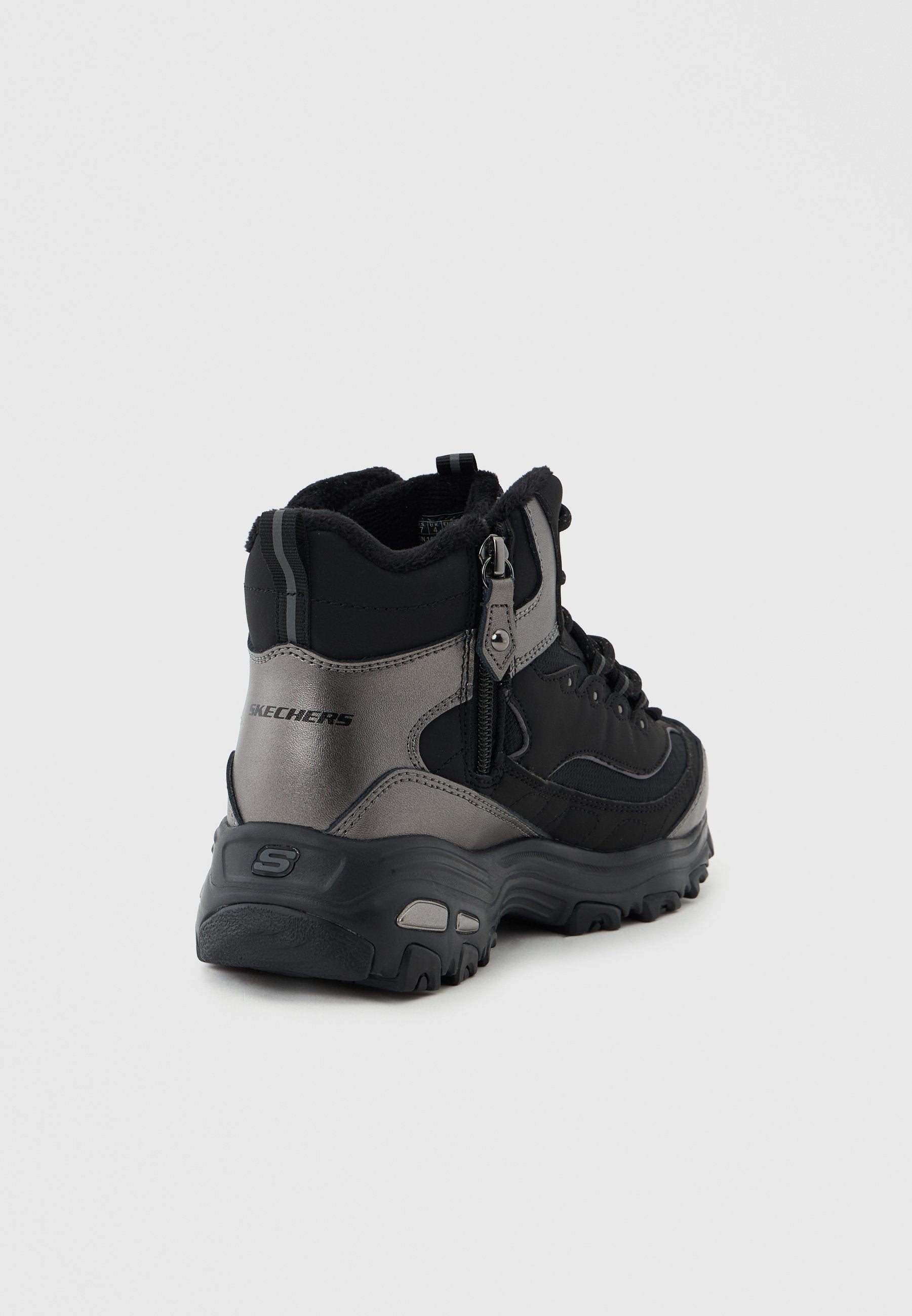 Skechers
