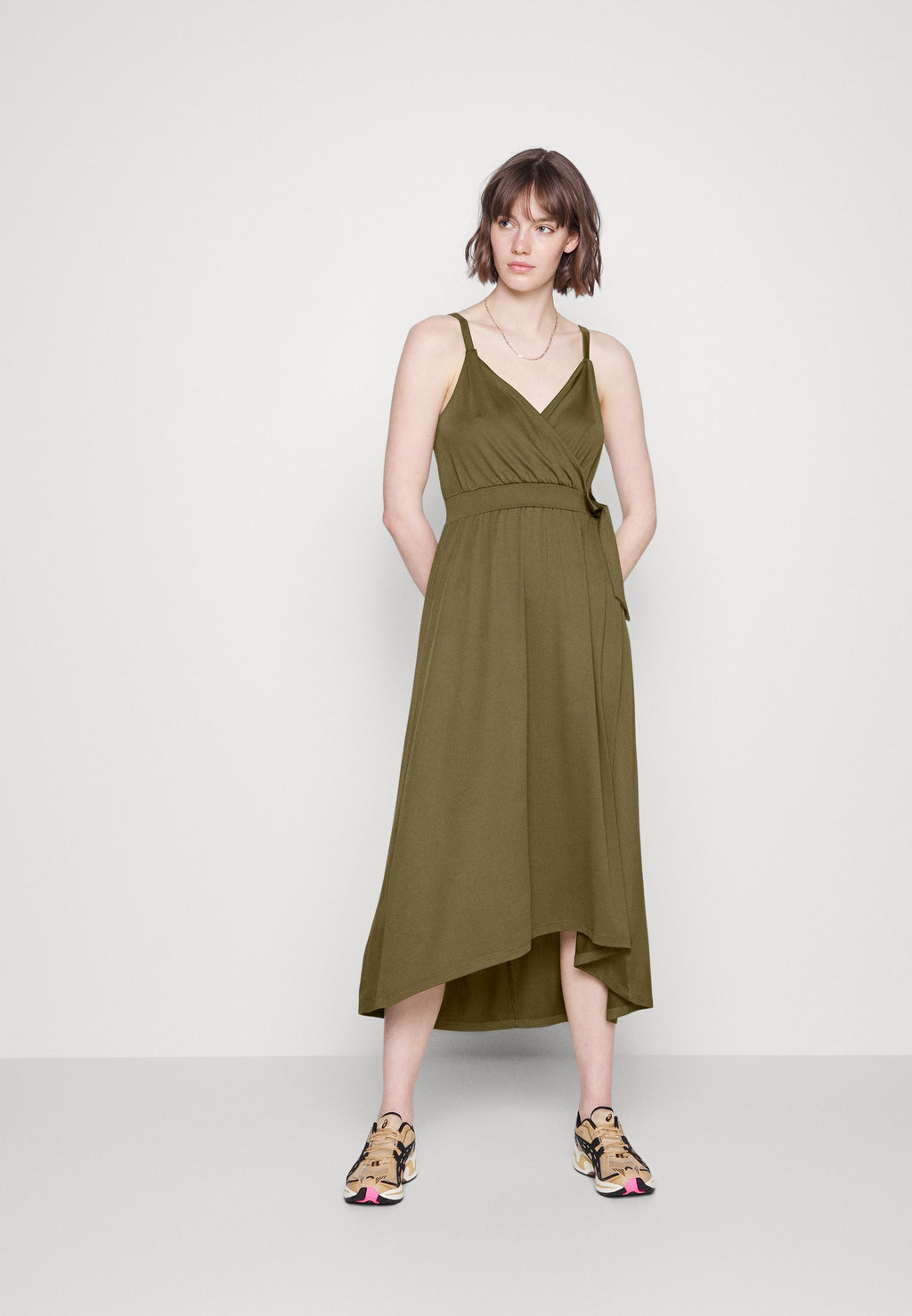 Anna Field Tall