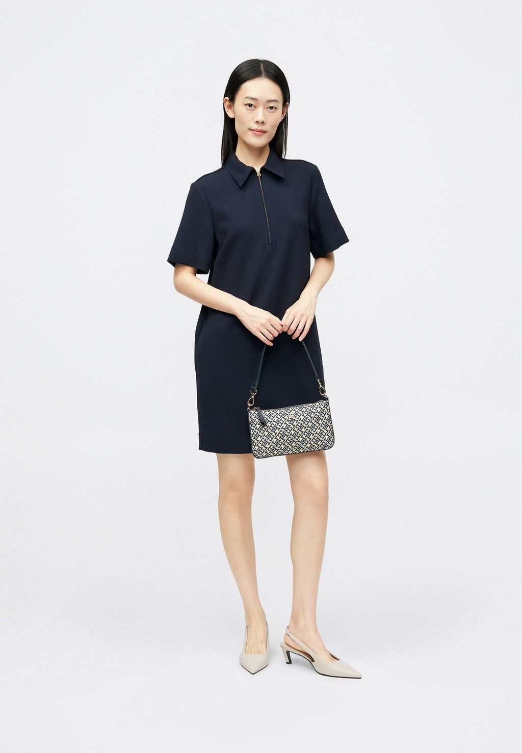 PUNTO KNEE SHIFT DRESS Media 2
