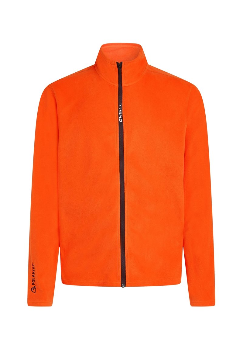 Orangene Fleecejacke mit hohem Kragen und durchgehendem Reißverschluss, ausgestattet mit einem schwarzen Reißverschluss und Logo auf den Ärmeln, zeigt eine glatte Textur.