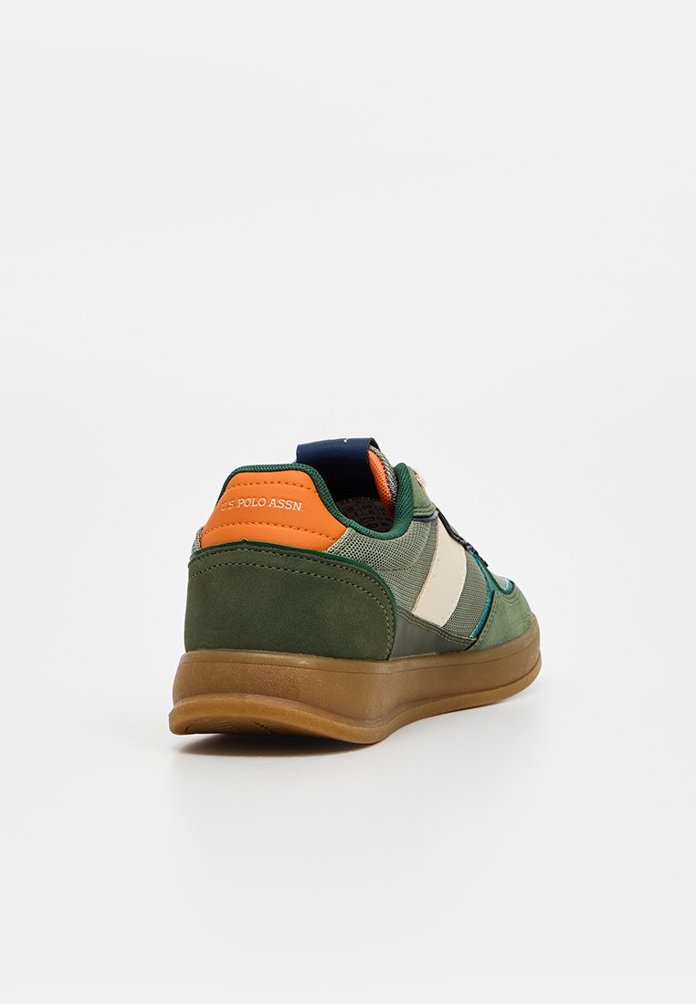 U.S. Polo Assn. CAMPY