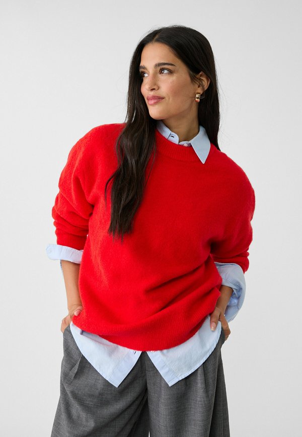 Stradivarius SOFT TOUCH