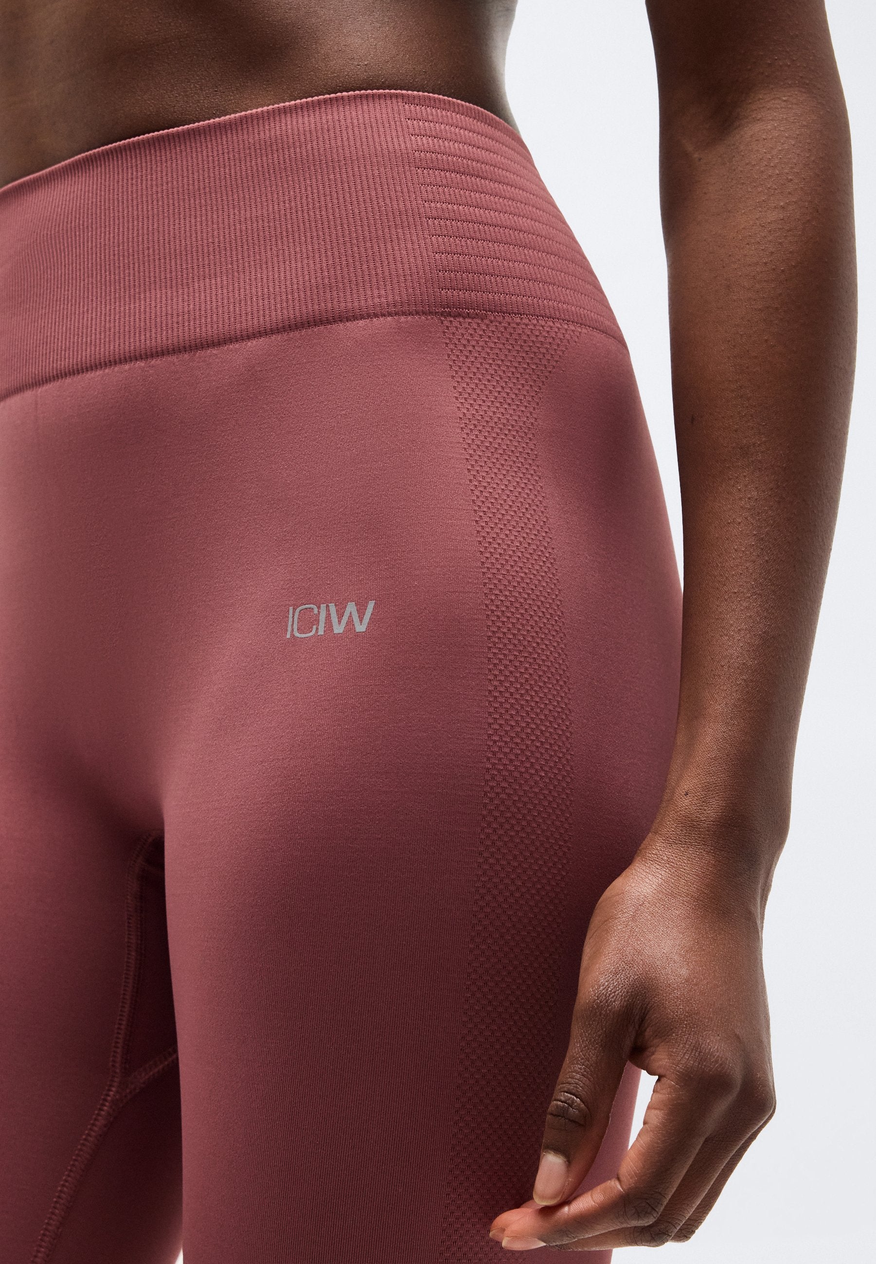 ICANIWILL DEFINE SEAMLESS