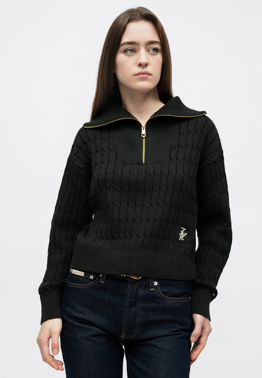 RELAXED CABLE KNIT HALF-ZIP JUMPER Media 5