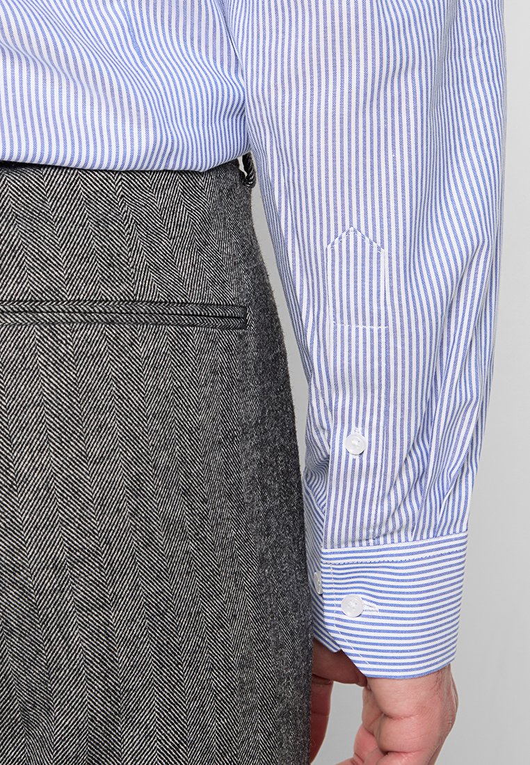 Michael Kors SLIM FIT