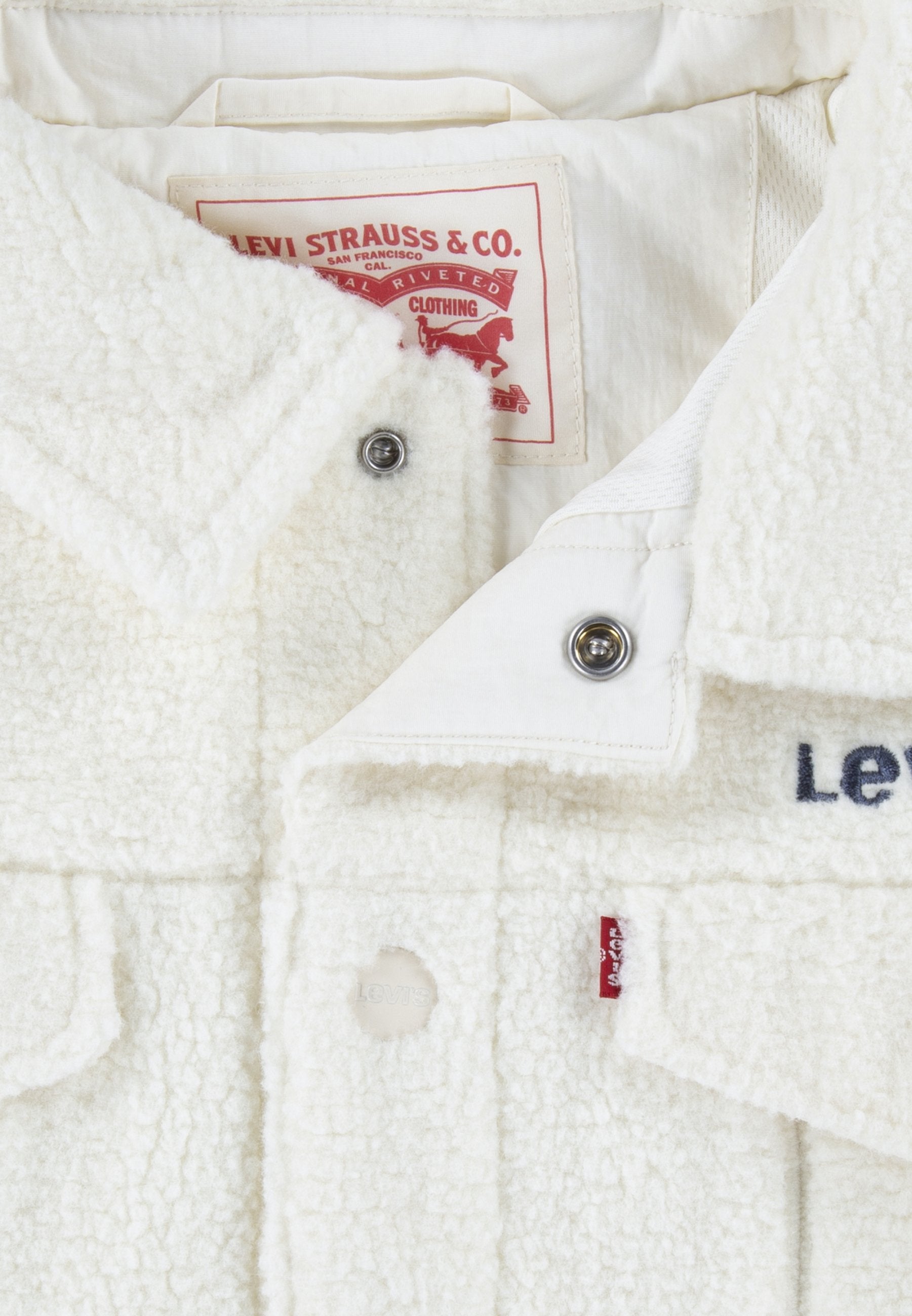 Levi's® BOXY FIT TRUCKER