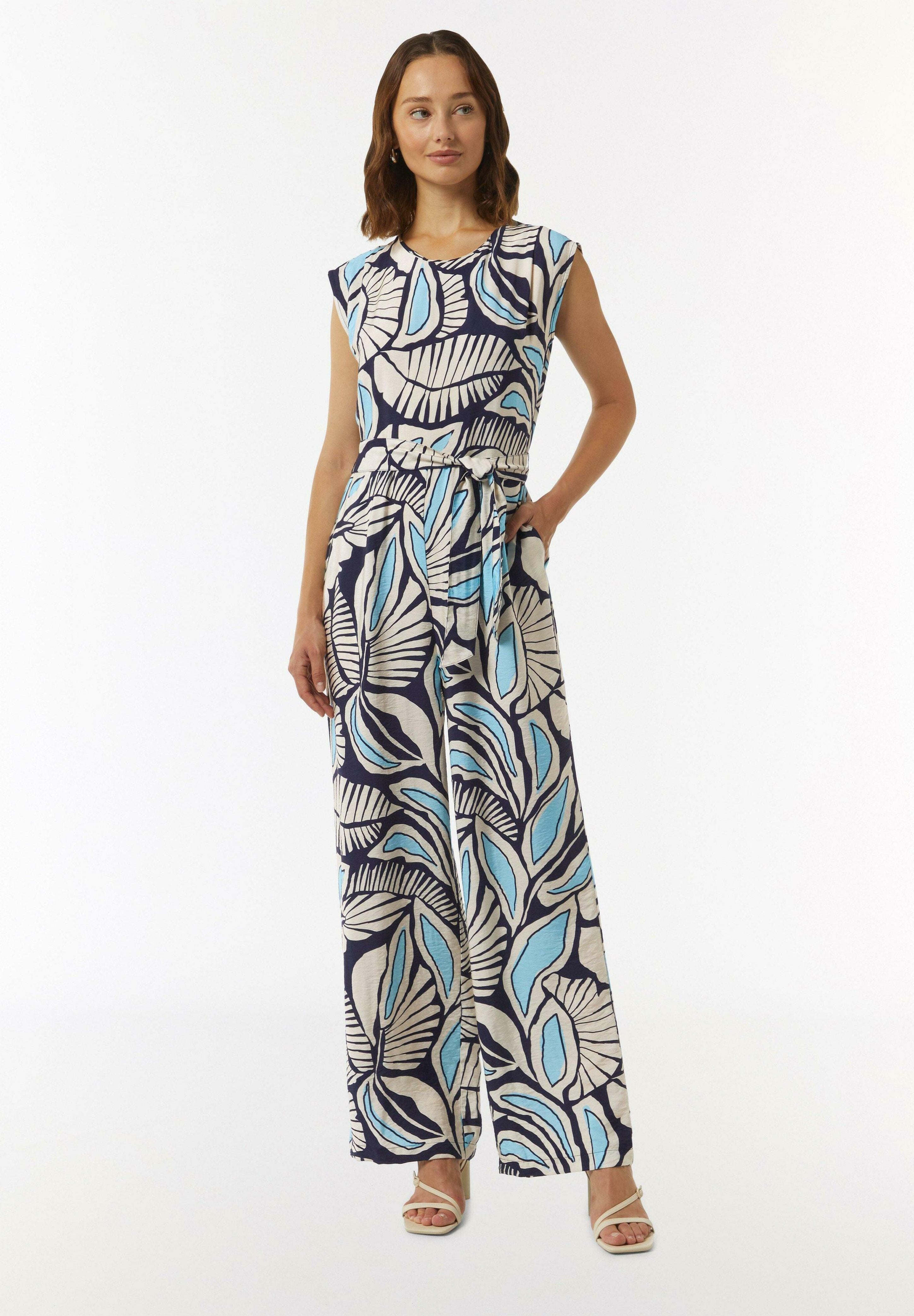 comma Jumpsuit Media 2