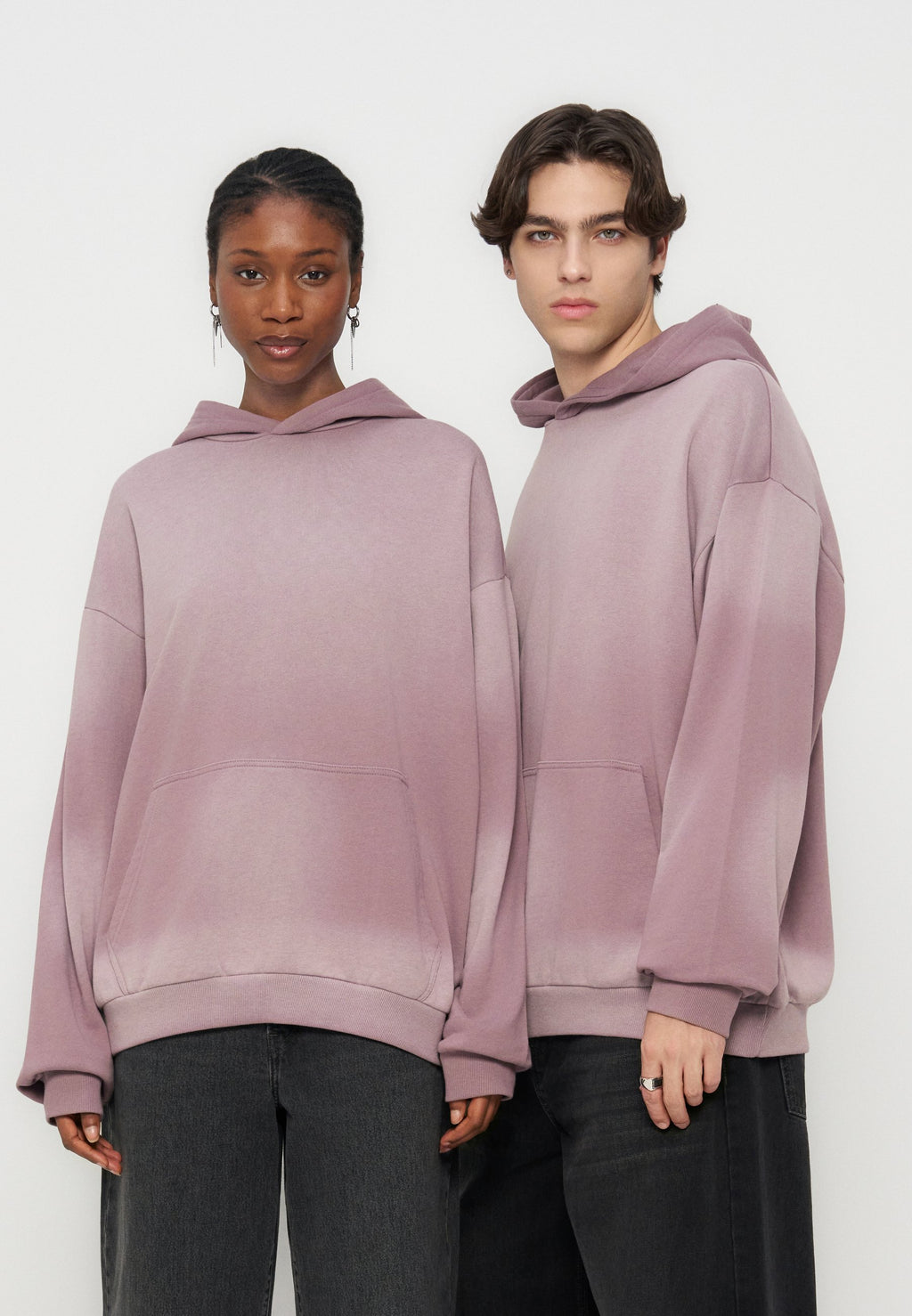 YOURTURN OVERSIZED FIT HOODIE