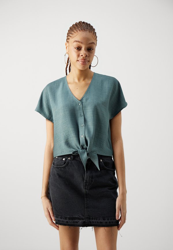 Vero Moda VMMELONY KNOT - Blouse - balsam green