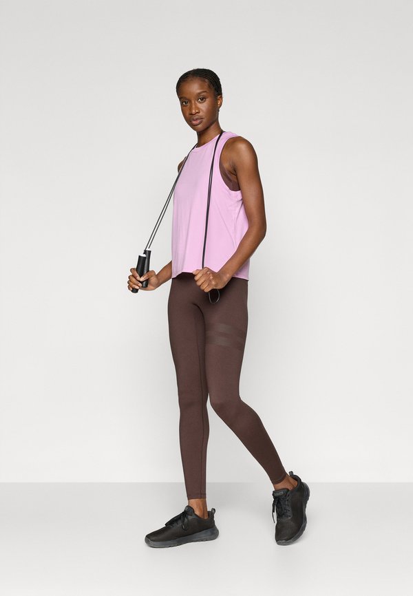 Stronger RELAXED TANK
