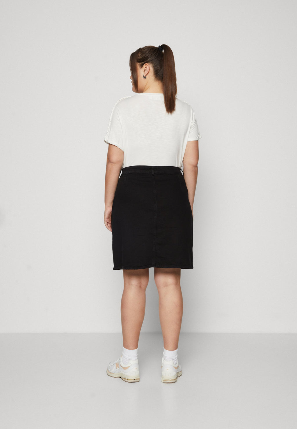 CARMANNI SKIRT Media 4