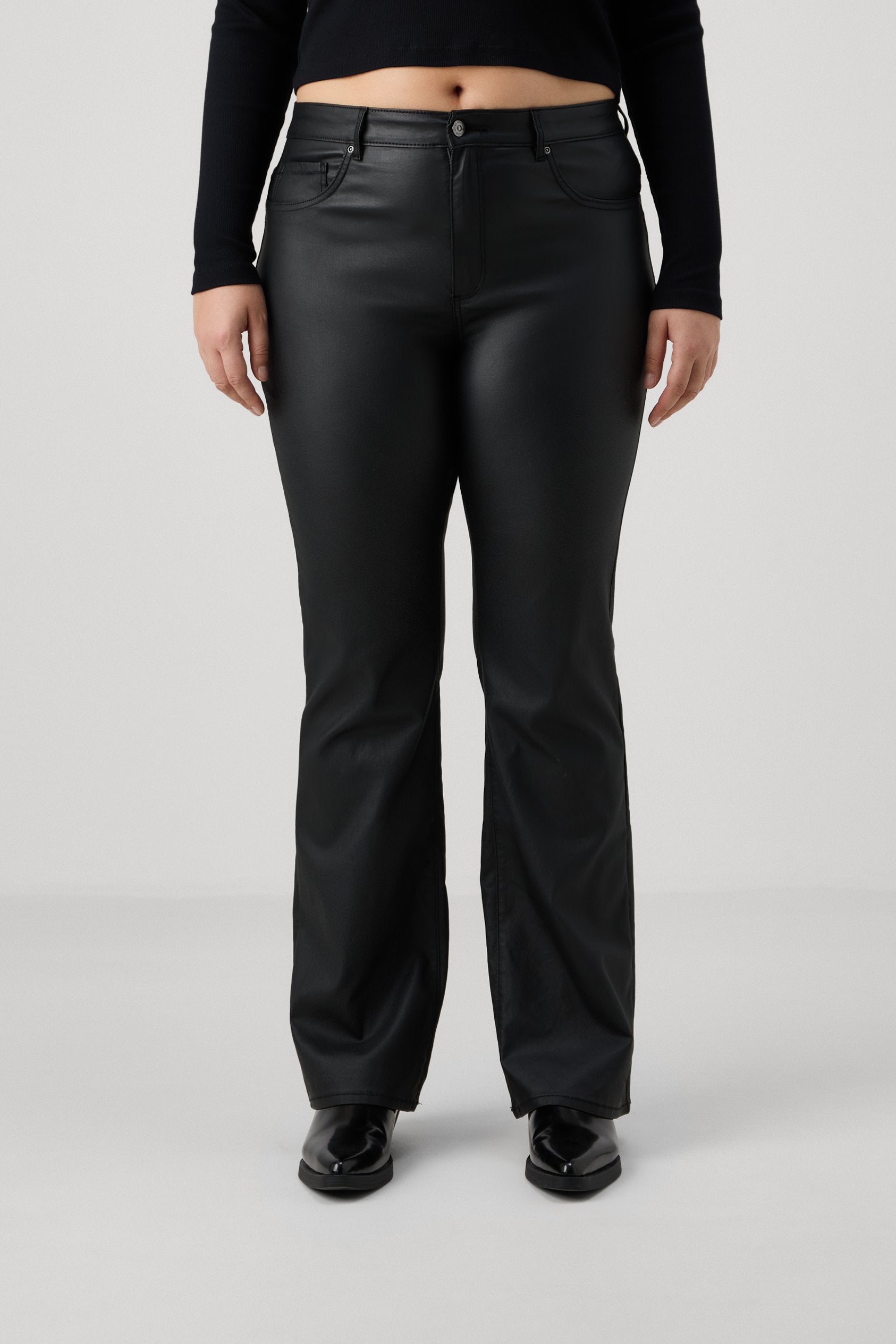 CARBLUSH Skinny Fit Media 3