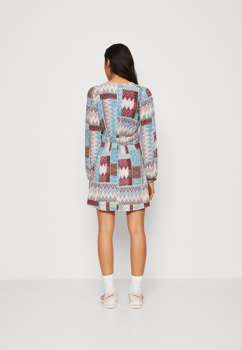 ONLALMA LIFE RILEY DRESS Media 4