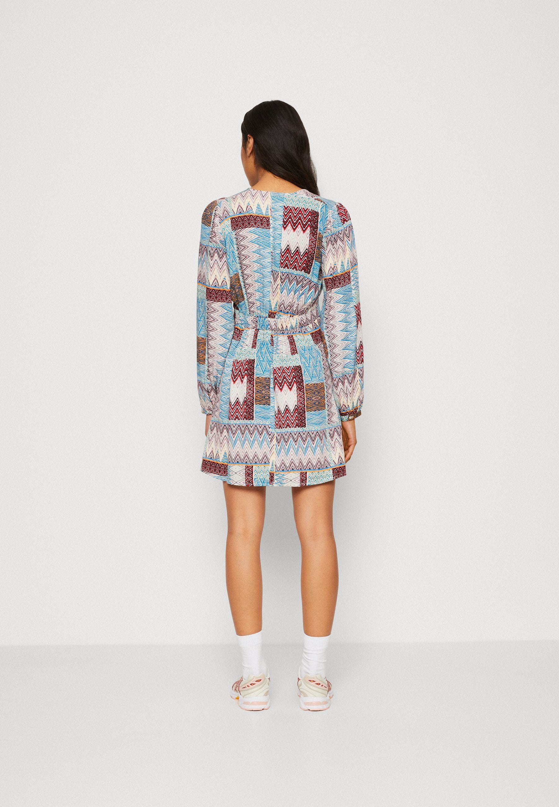 ONLALMA LIFE RILEY DRESS Media 4
