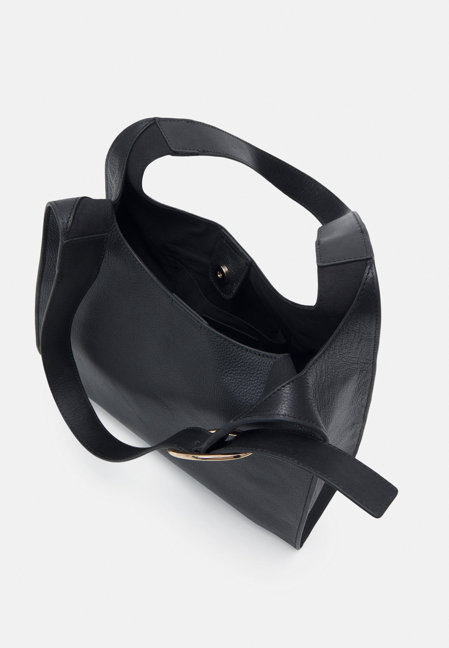 Zign LEATHER