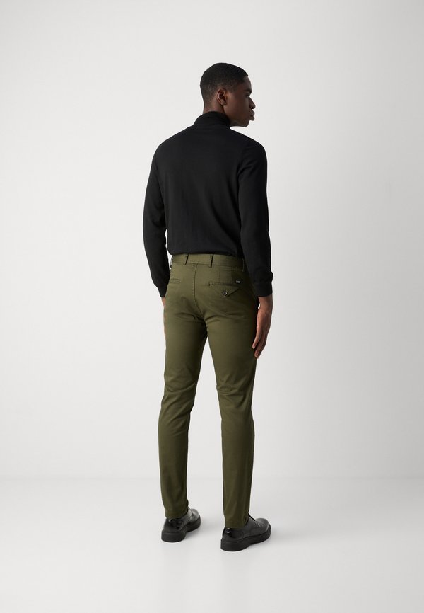 Scotch & Soda ESSENTIALS STUART
