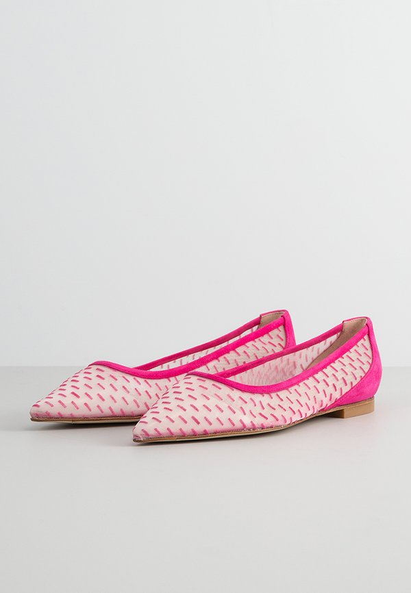 Stuart Weitzman TASHA