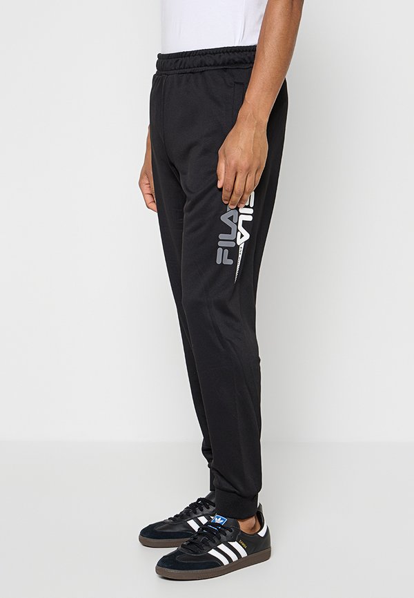 Fila MANTA