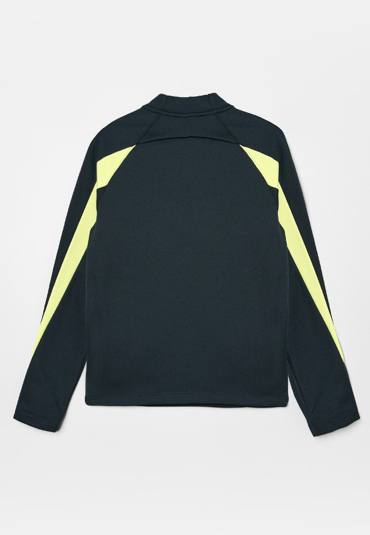 Nike Performance