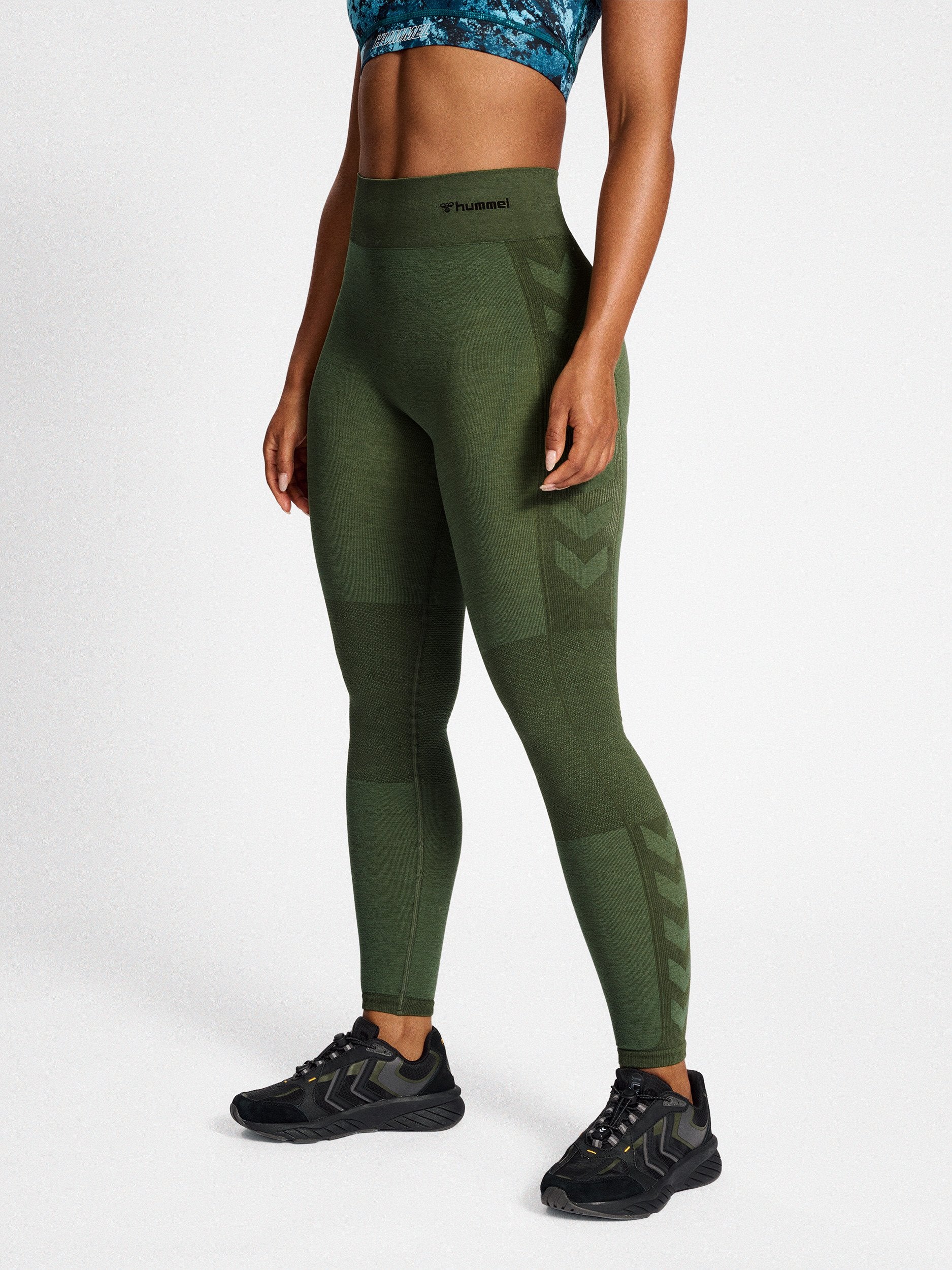 Hummel HMLCLEA SEAMLESS MID WAIST TIGHTS