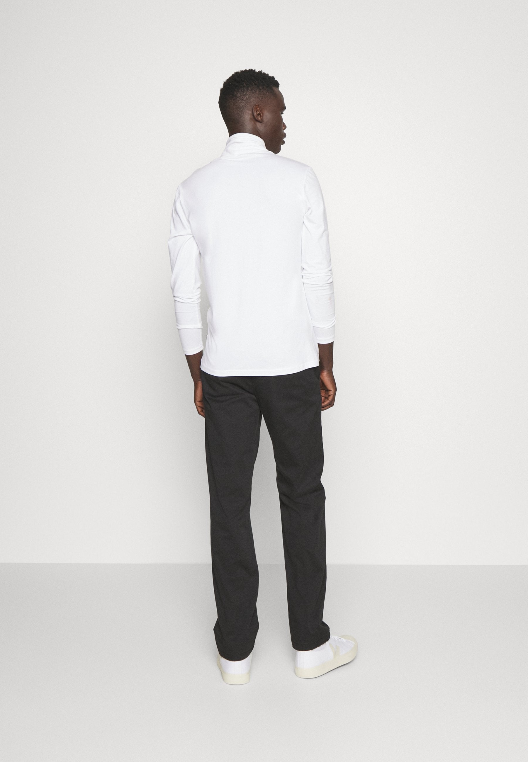 ONSEDGE LOOSE PANT Media 4