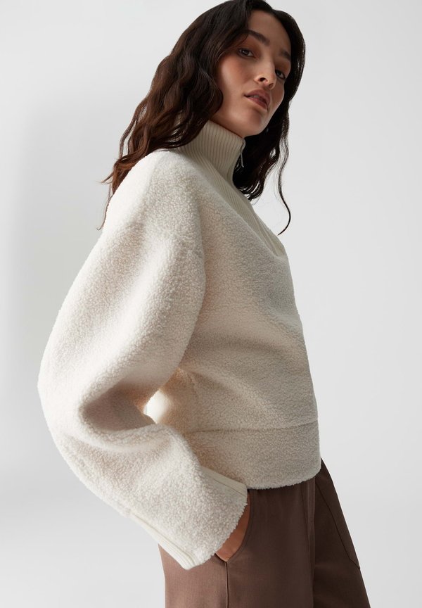 OPUS SOFT RELAXED FIT