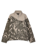 Fleecejacke mit hohem Kragen, Reißverschluss und abstrakten grauen und cremefarbenen Mustern. Weicher Stoff mit zwei Seitentaschen.