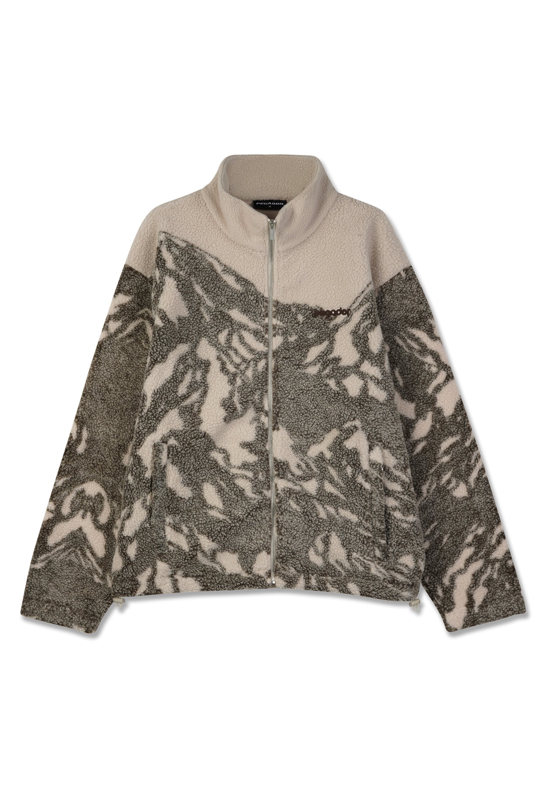 Fleecejacke mit hohem Kragen, Reißverschluss und abstrakten grauen und cremefarbenen Mustern. Weicher Stoff mit zwei Seitentaschen.