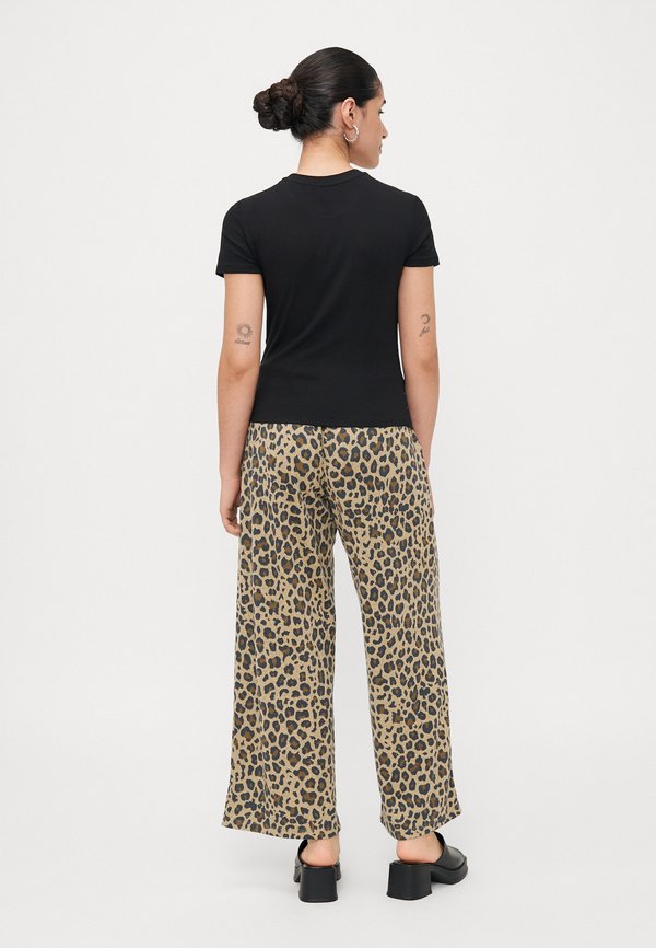 ONLY Petite ONLARNHEM RHINESTONE