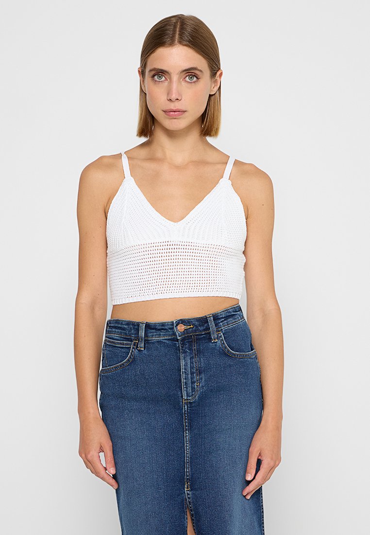 Hollister Co.