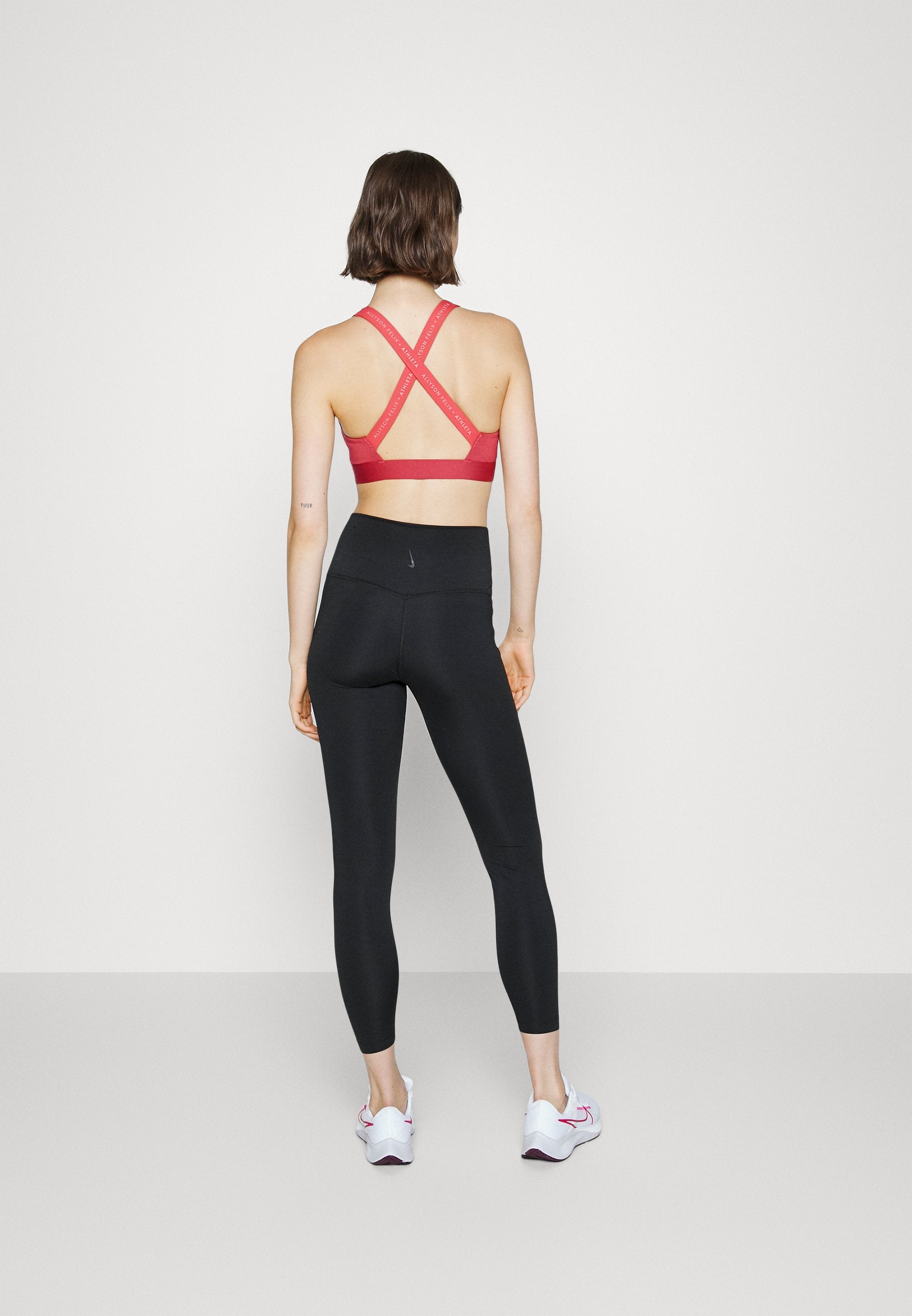 Athleta LEGEND V-NECK BRA A-C