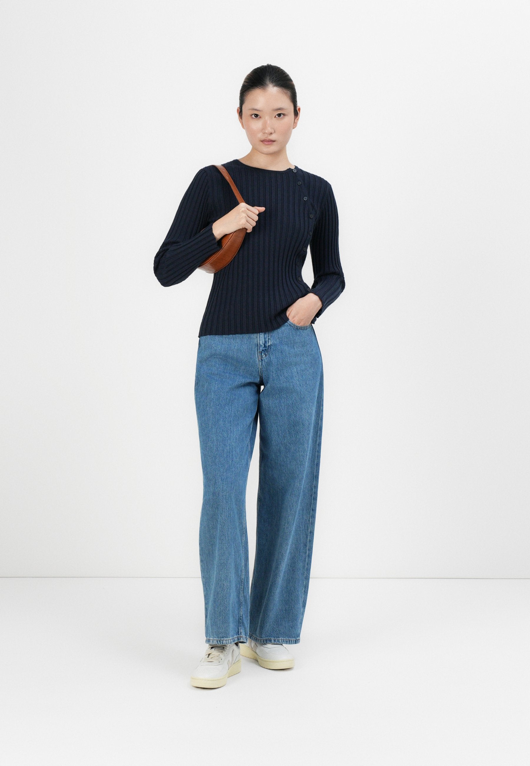 Selected SLFHELEN BUTTON O NECK