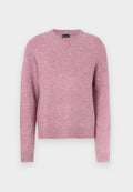 Rosa Strickpullover mit Rundhalsausschnitt, langen Ärmeln und gerippten Bündchen. Weiche Textur und lockere Passform, geeignet für die Freizeit.