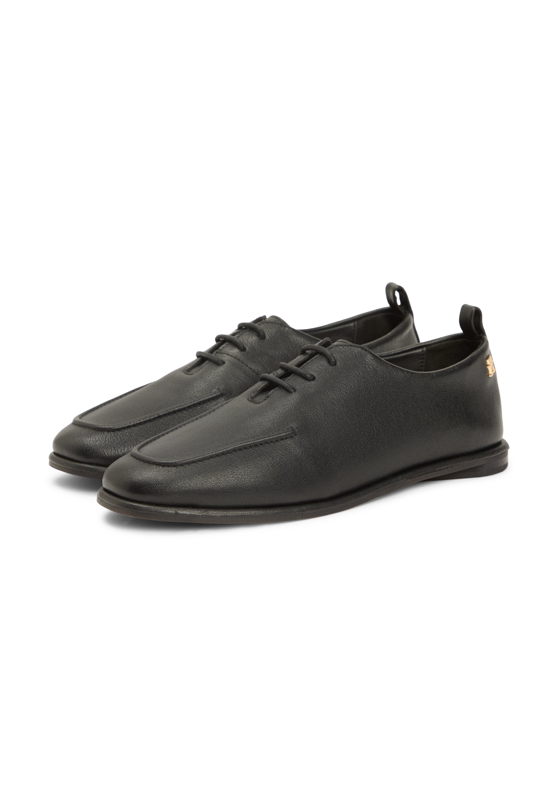 TH MONOGRAM LEATHER OXFORD SHOES Media 2